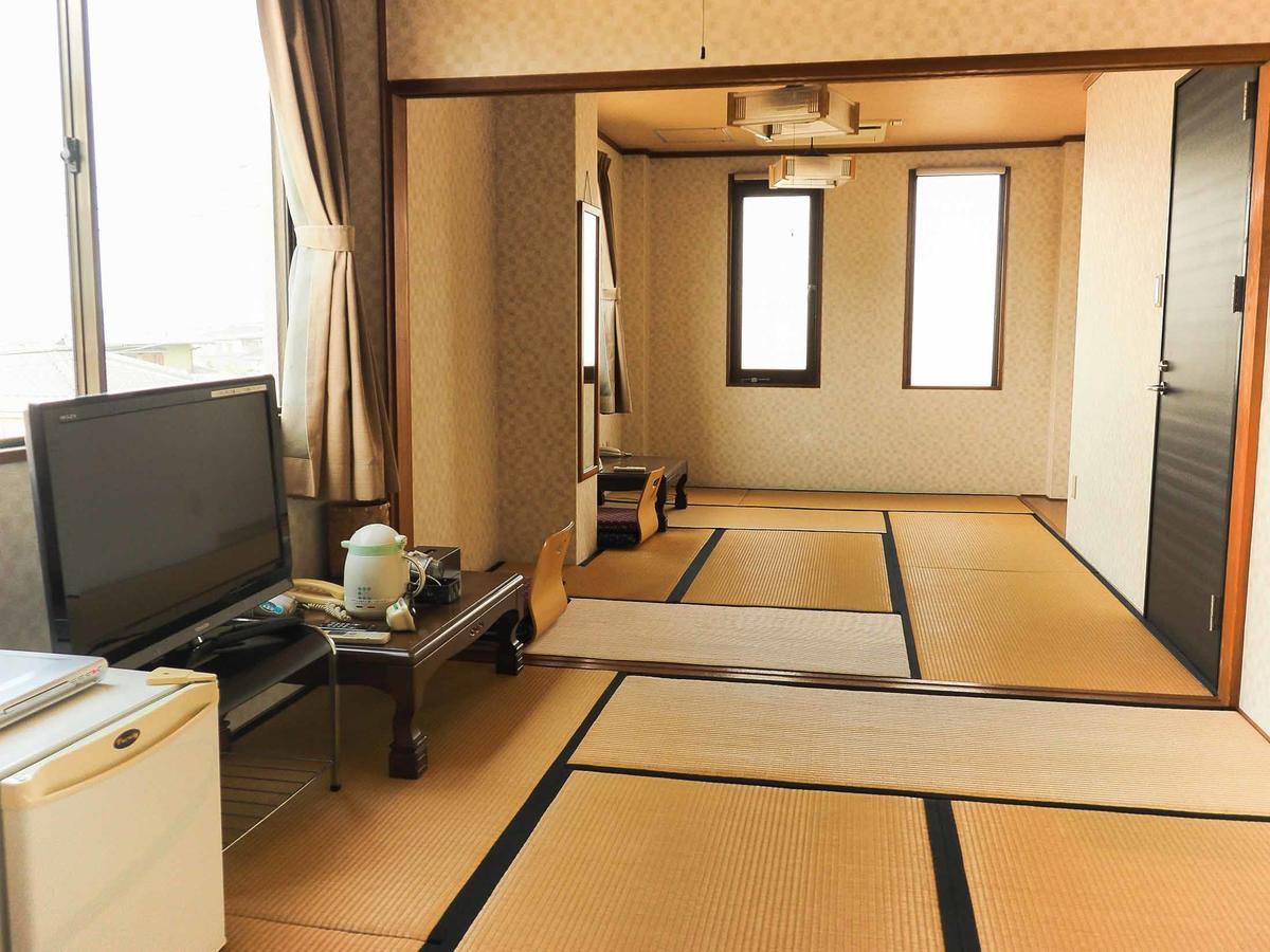 Tosu Hotel Komatsusou ภายนอก รูปภาพ